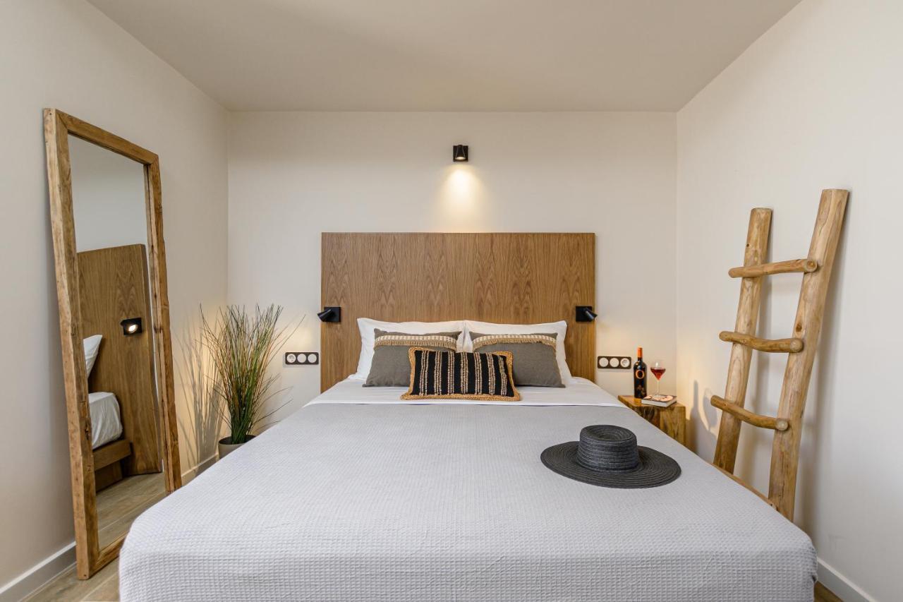 Almi Of Naxos Aparthotel Naxos City Exterior photo