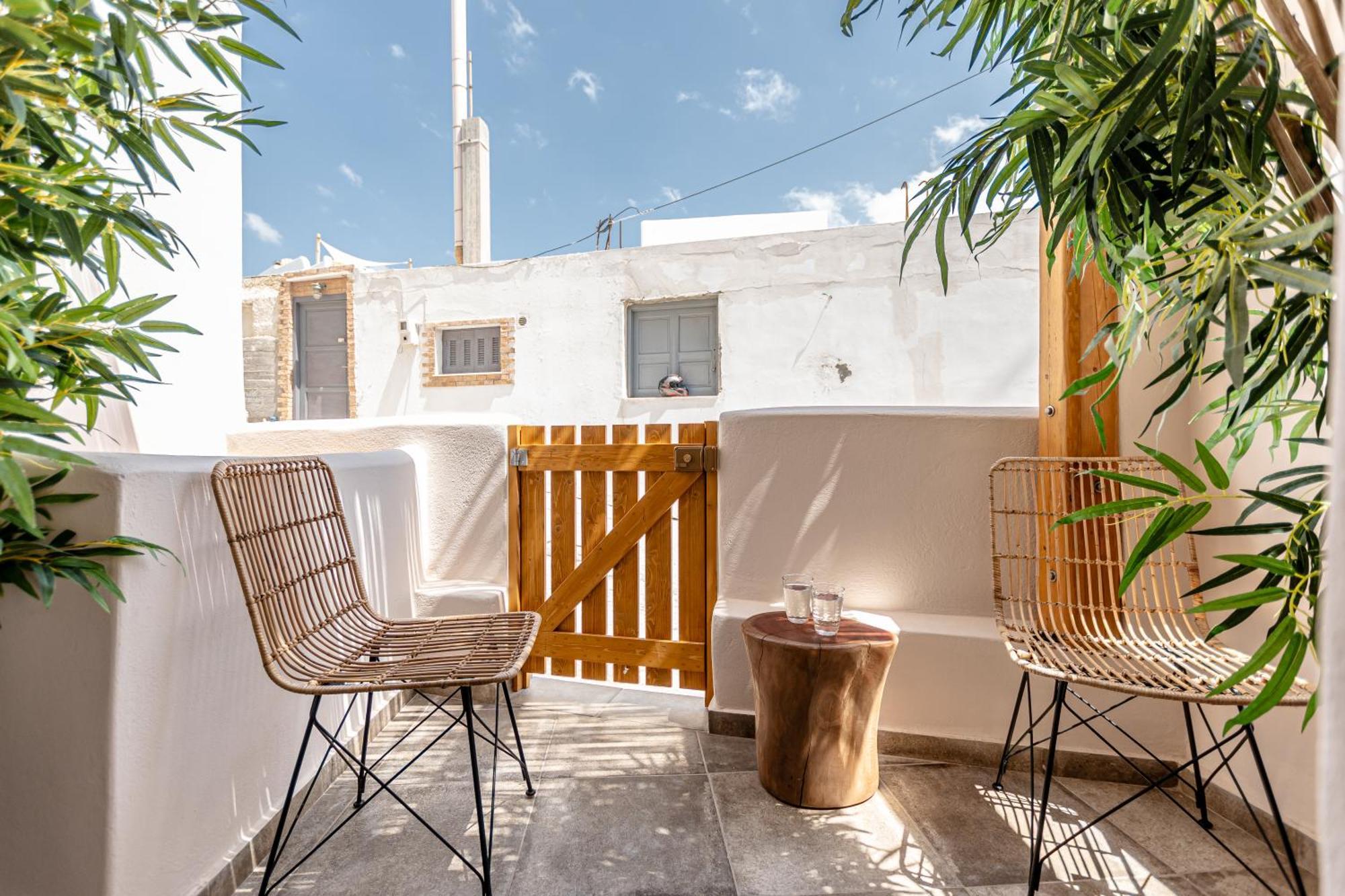 Almi Of Naxos Aparthotel Naxos City Exterior photo